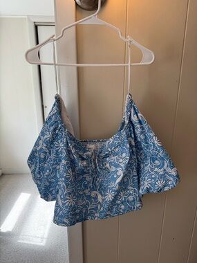 Japna Blue and White Floral Crop Top